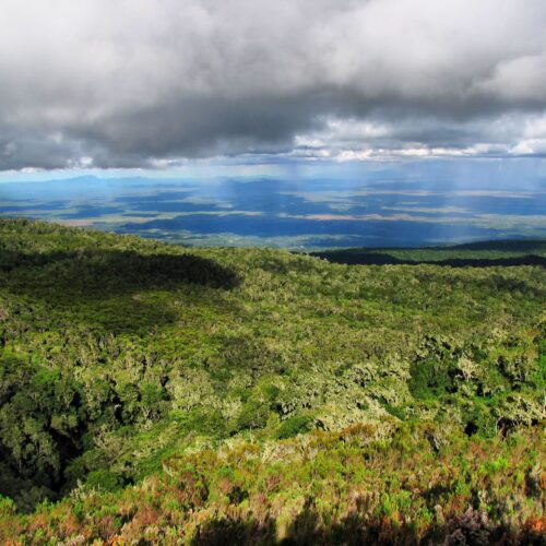Maundi Crater