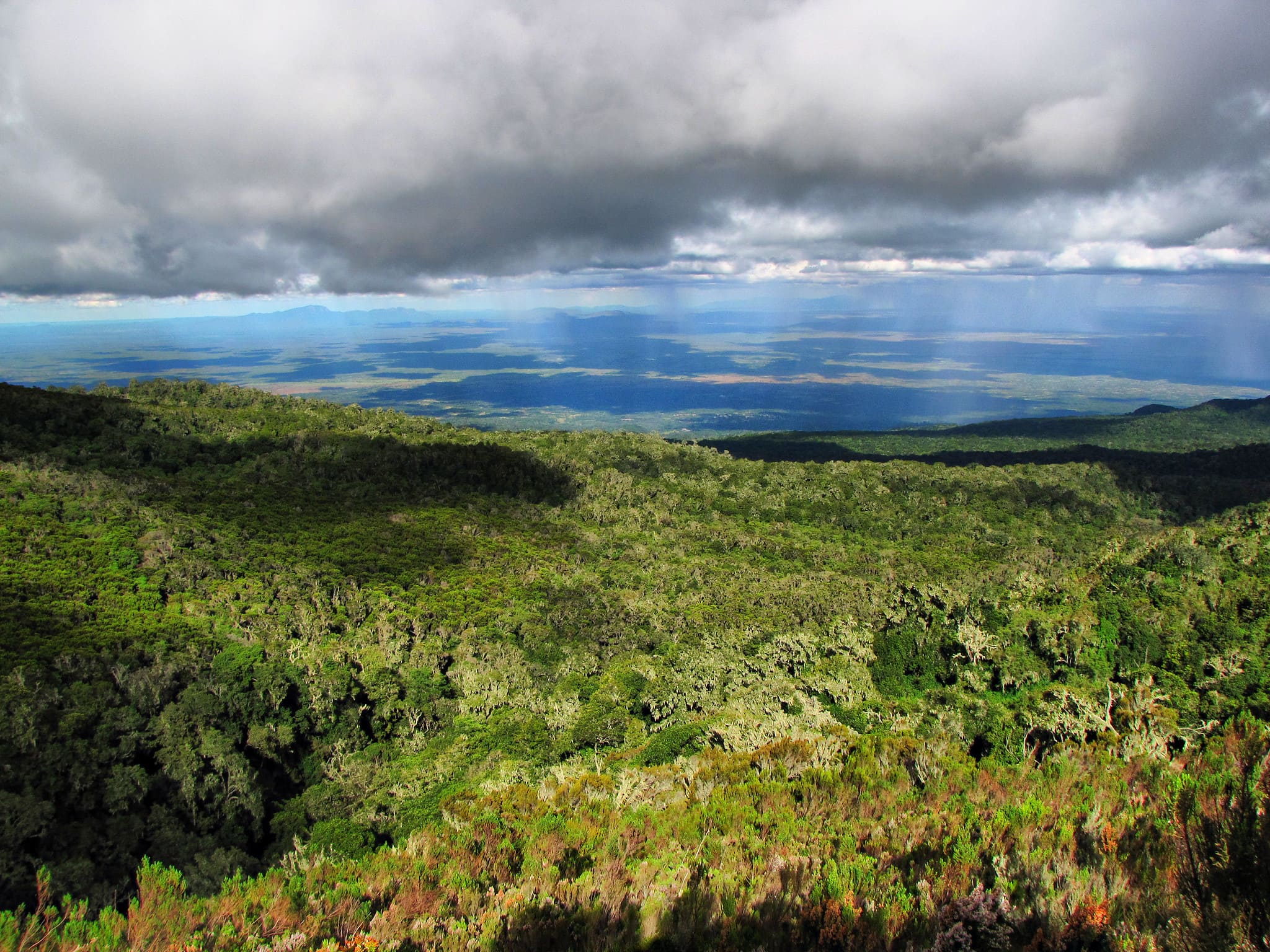 Maundi Crater